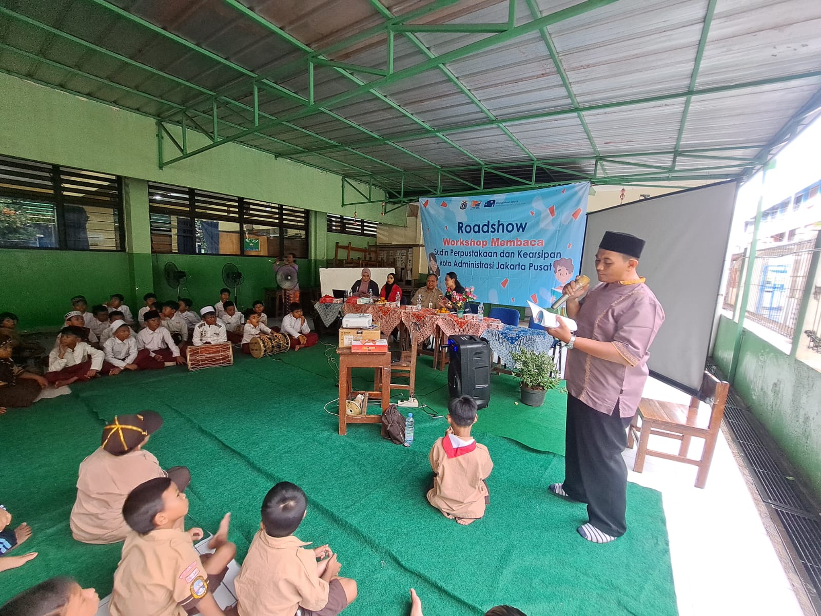 Ketupat Betawi Di TPA Bale Bermain Maju Bersama